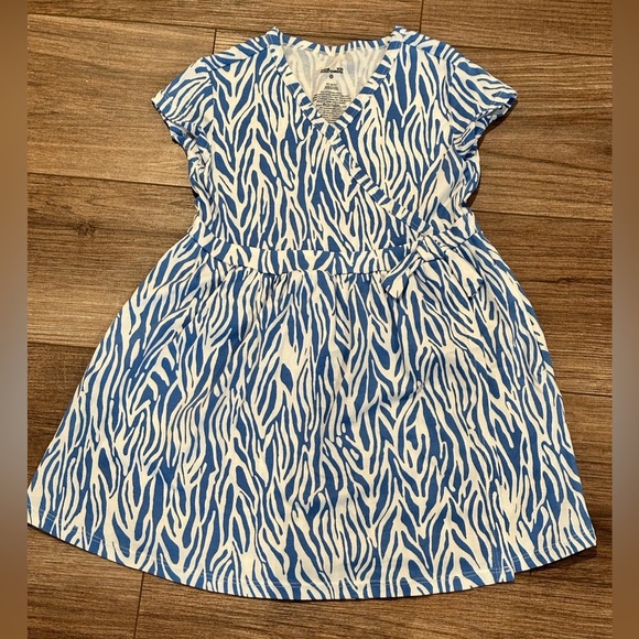 Diane Von Furstenberg Girls 4-5 Short Sleeve Twig Blue Wrap Dress - Picture 4 of 7